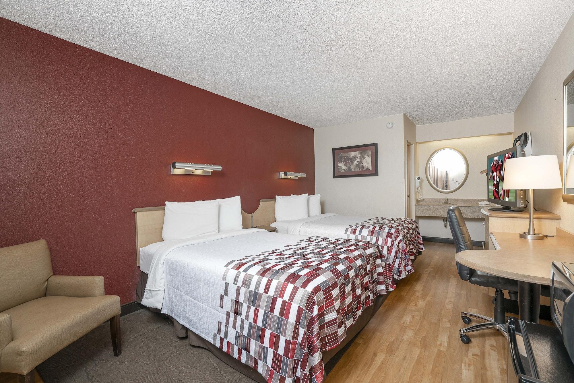 Red Roof Inn Detroit - Dearborn-Greenfield Village Экстерьер фото