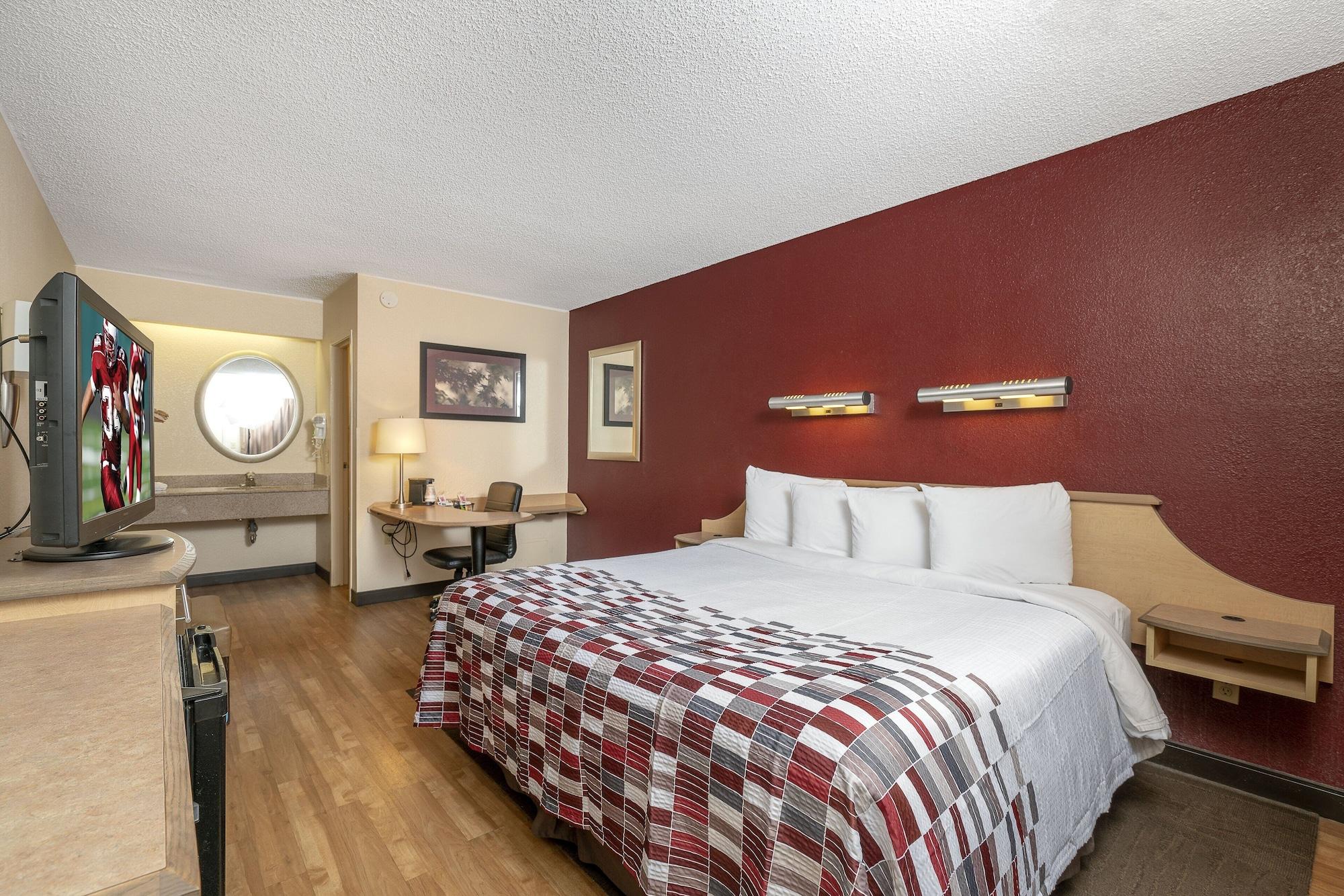 Red Roof Inn Detroit - Dearborn-Greenfield Village Экстерьер фото